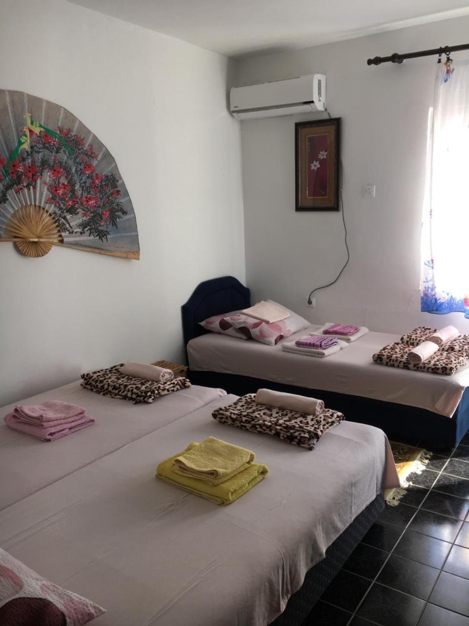 Apartman Tatjana Sutomore Buitenkant foto