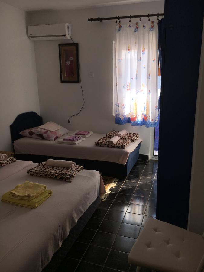 Apartman Tatjana Sutomore Buitenkant foto