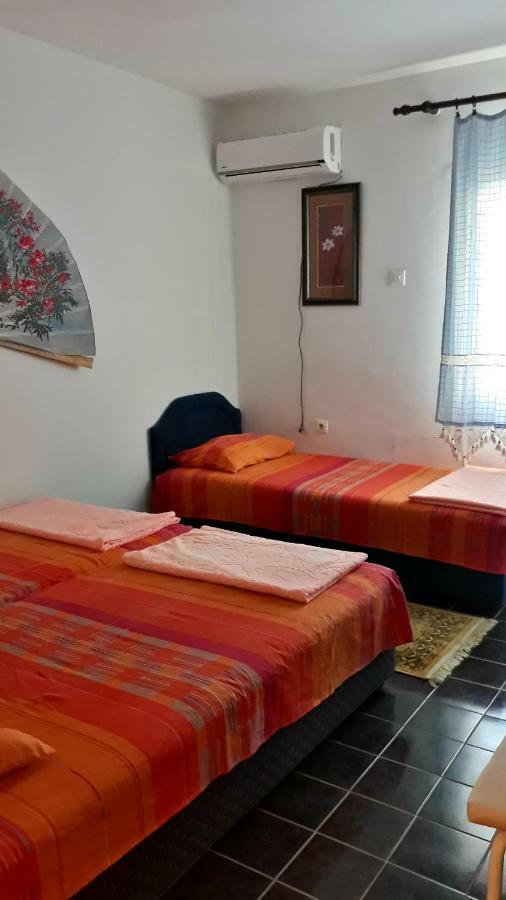 Apartman Tatjana Sutomore Buitenkant foto